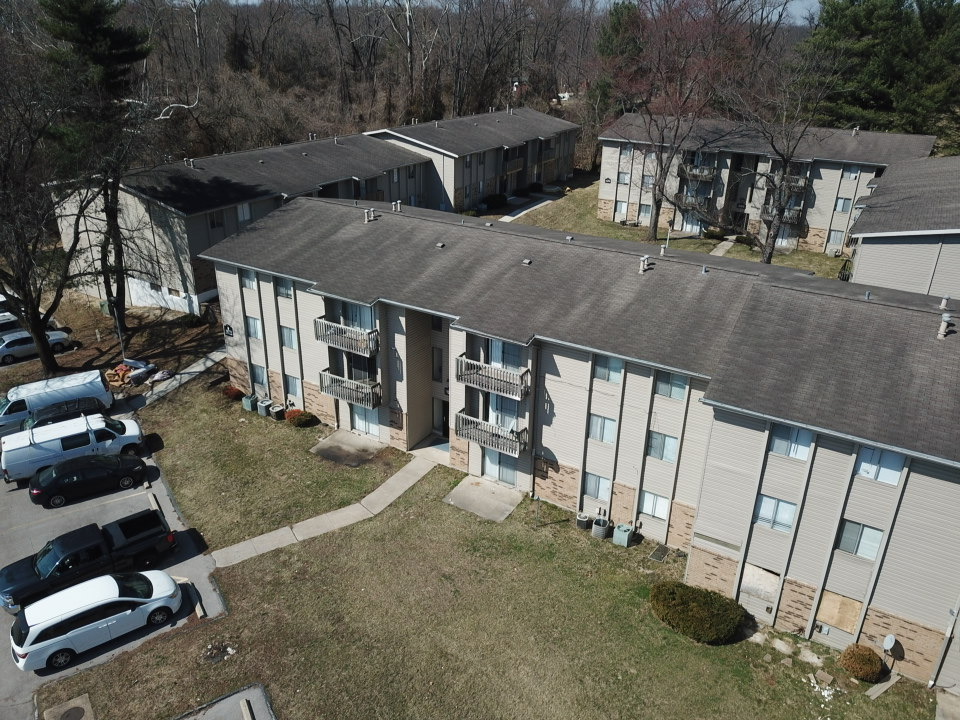 Exterior Building at Windham Chase Apartments in Saint Louis, MO 63138