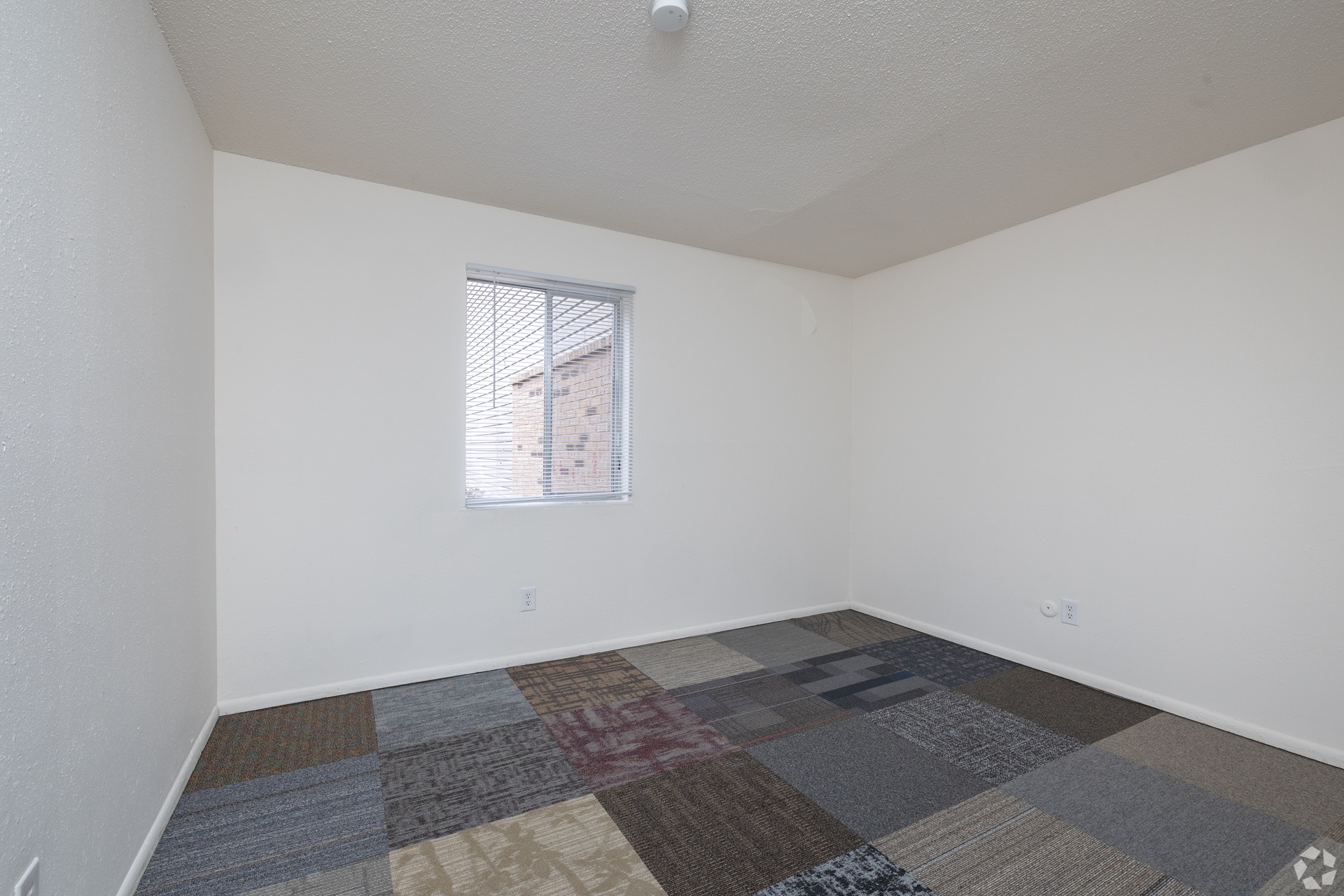 Windham Chase Apartments third bedroom in Saint Louis, MO