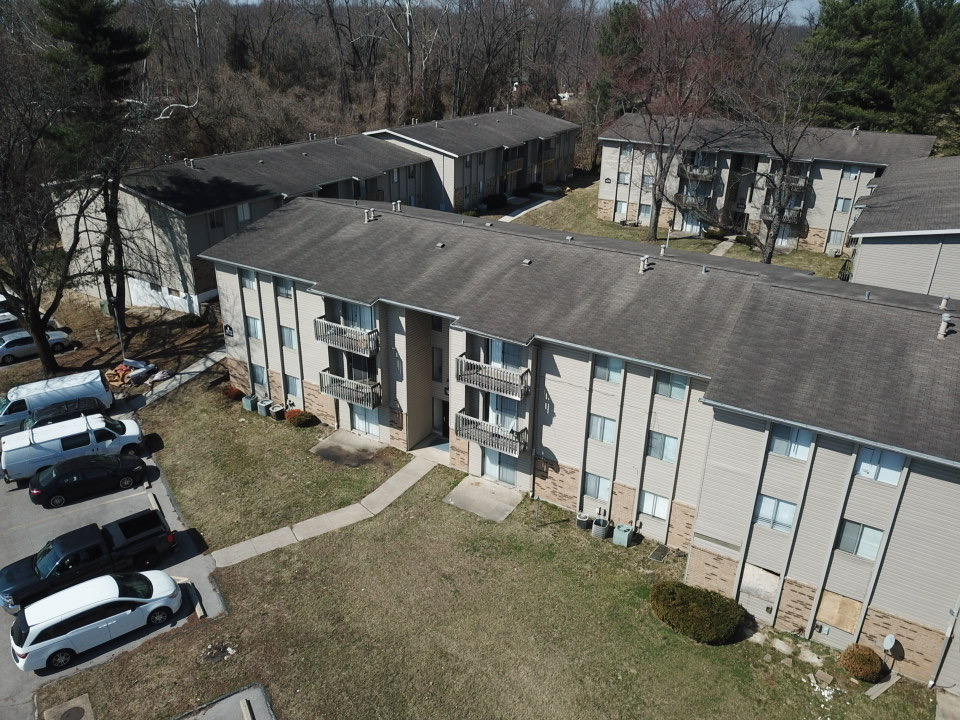 Windham Chase Apartments exterior in Saint Louis, MO